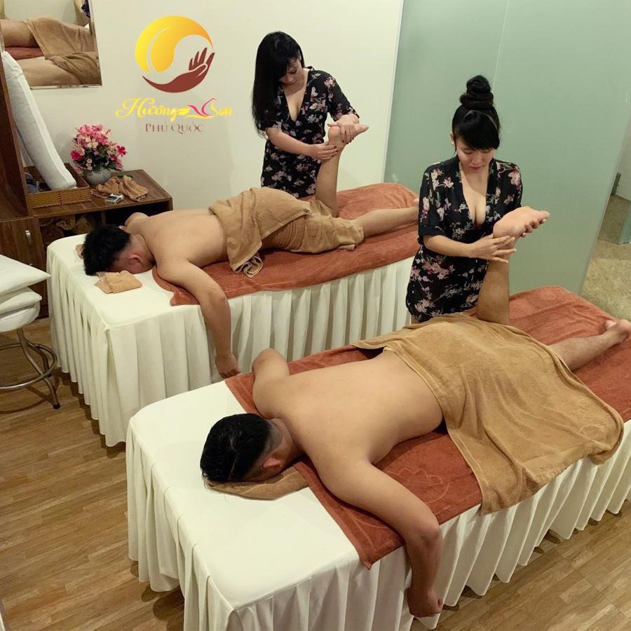 massage-xong-hoi-huong-sen-phu-quoc